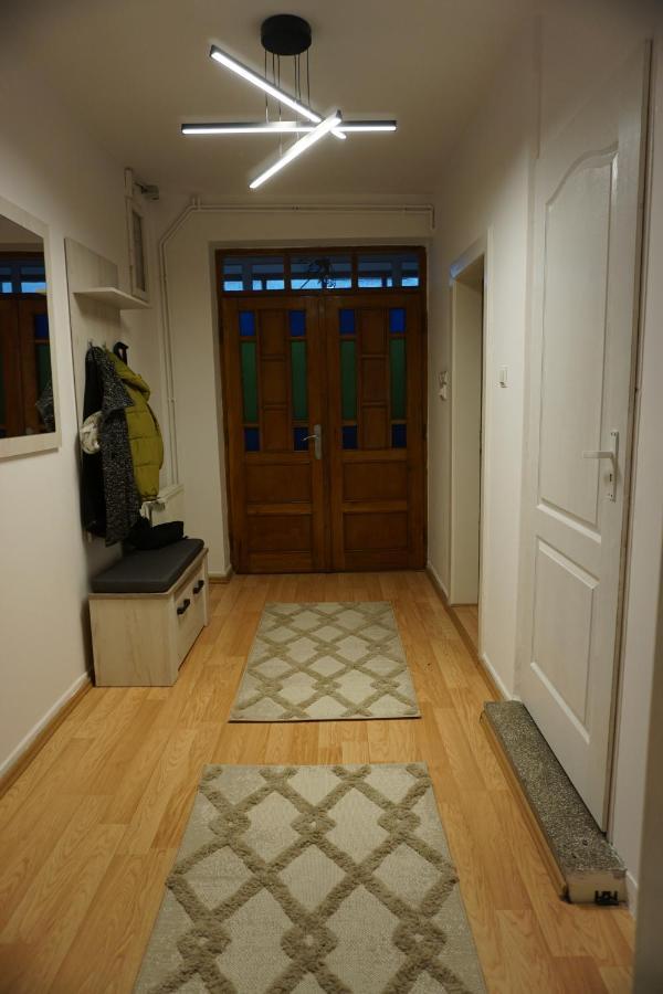 Xili'S Home Sweet Home Brasov Ngoại thất bức ảnh